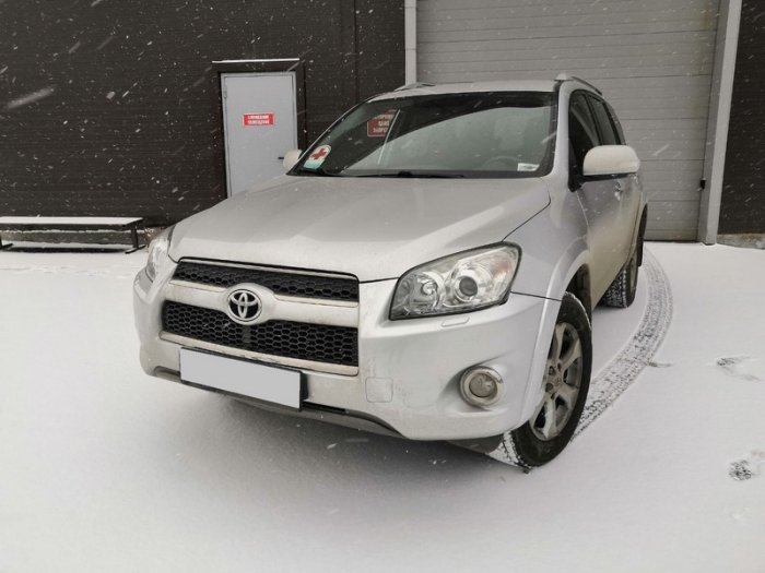 Установка ГБО на Toyota RAV4 2011 г., ГБО 4 поколения, пропан LANDI RENZO (Италия), двигатель 2.4 л. 4 цилиндра