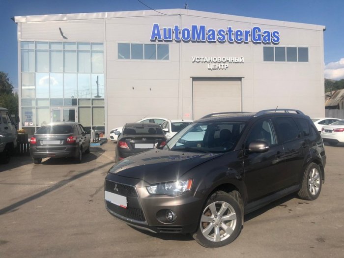 Установка ГБО на Mitsubishi Outlander 2010г., ГБО 4 поколения, пропан AEB (Италия), двигатель 2.0 л. 4 цилиндра