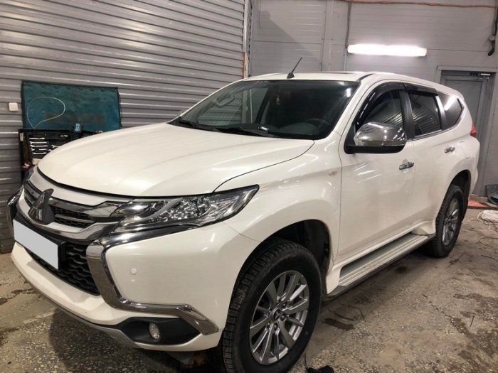 Установка ГБО на Mitsubishi Pajero Sport 2019 г., ГБО 4 поколения, пропан LANDI RENZO (Италия), ДВС 3.0 л.,  6 цилиндров