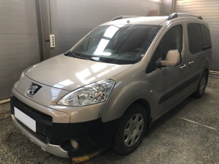 Установка ГБО на Peugeot Partner 2012г., ГБО 4 поколения, пропан 4SAVE (Польша)., двигатель 1.6л. 4 цилиндра