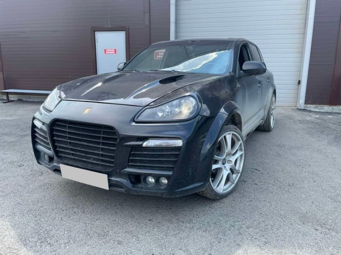Установка ГБО на Porsche Cayenne 2005 г., ГБО 4 поколения, пропан LANDI RENZO (Италия), двигатель 4,5 л. 8 цилиндров