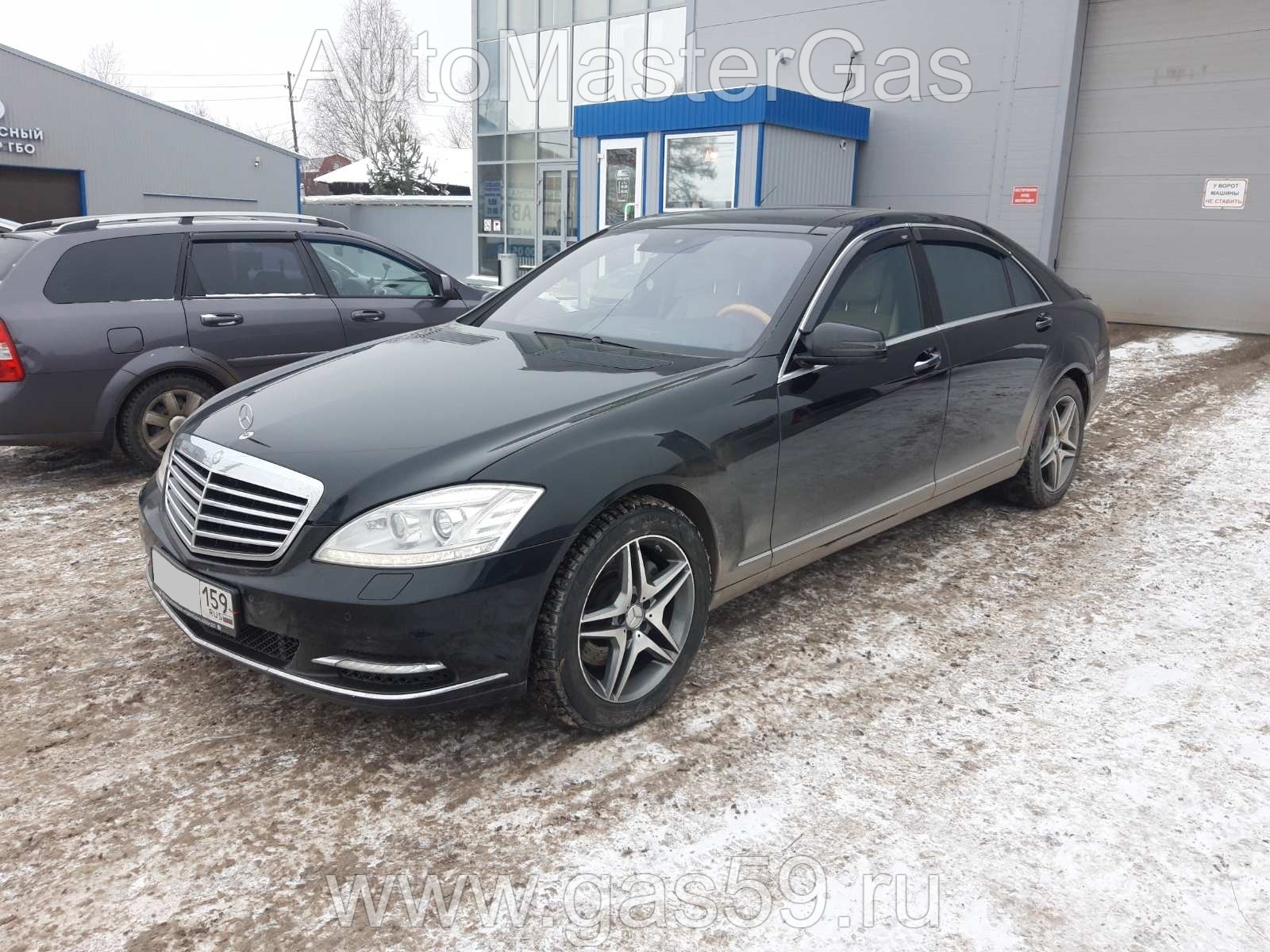 Установка ГБО на Mercedes-Benz S 500 2009г., ГБО 4 поколения, пропан LANDIRENZO (Италия), двигатель 5.5л. 8 цилиндров