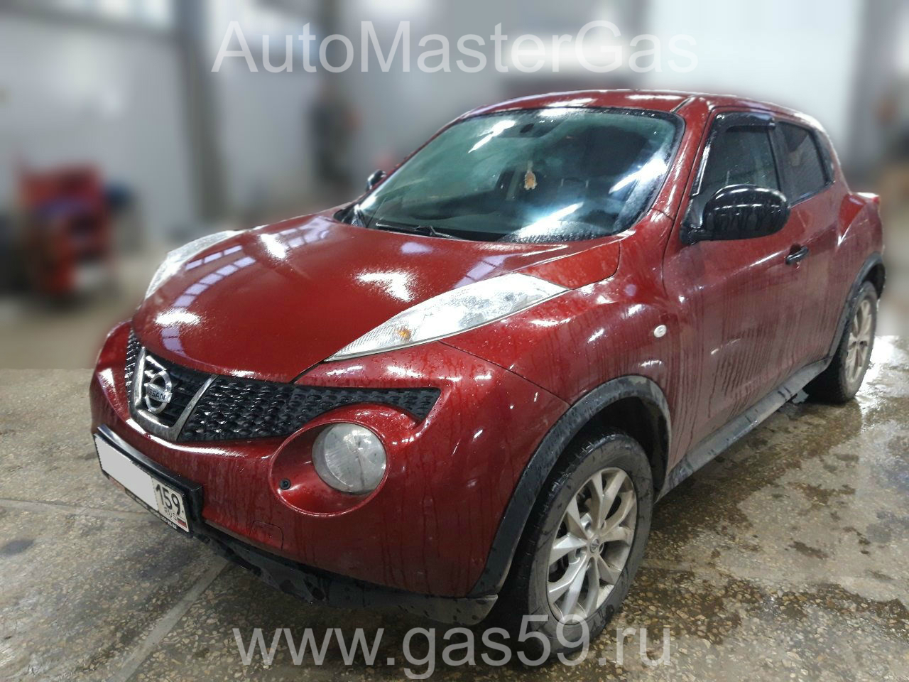 Установка ГБО на Nissan Juke 2012г., ГБО 4 поколения, пропан LANDIRENZO (Италия), двигатель 1.6л. 4 цилиндра