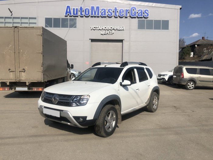 Установка ГБО на Renault Duster 2015г., ГБО 4 поколения, пропан LANDI RENZO (Италия), двигатель 2.0л. 4 цилиндра