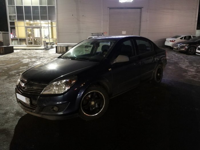 Установка ГБО на Opel Astra 2011г., ГБО 4 поколения, пропан LOVATO (Италия), двигатель 1.8л. 4 цилиндра