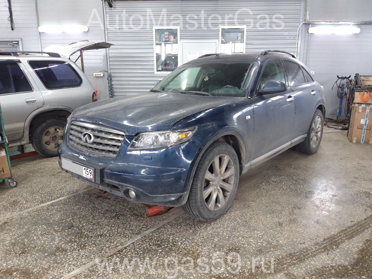 Установка ГБО на Infiniti FX 35 2007г., ГБО 4 поколения, пропан LANDIRENZO (Италия), двигатель 3.5л. 6 цилиндров