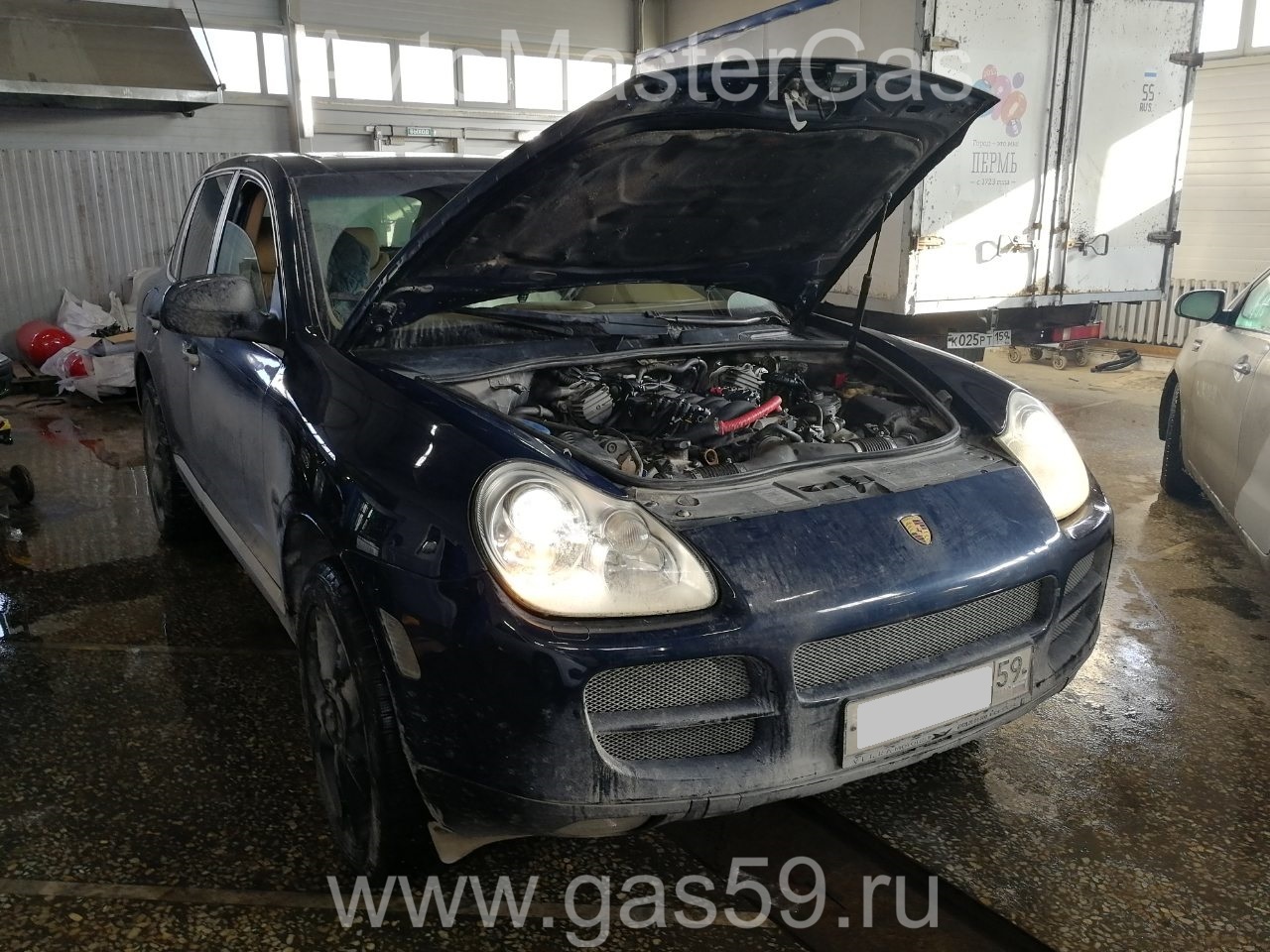 Установка ГБО на Porsche Cayenne S 2003г., ГБО 4 поколения, пропан LANDIRENZO (Италия), двигатель 4.5л. 8 цилиндров