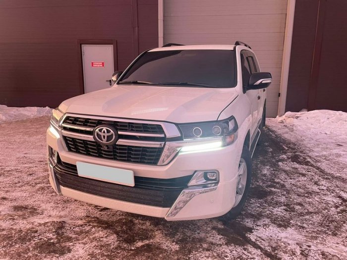 Установка ГБО на Toyota Land Cruiser 200 2013г., ГБО 4 поколения, пропан  4SAVE (Польша), двигатель 4.6л. 8 цилиндров