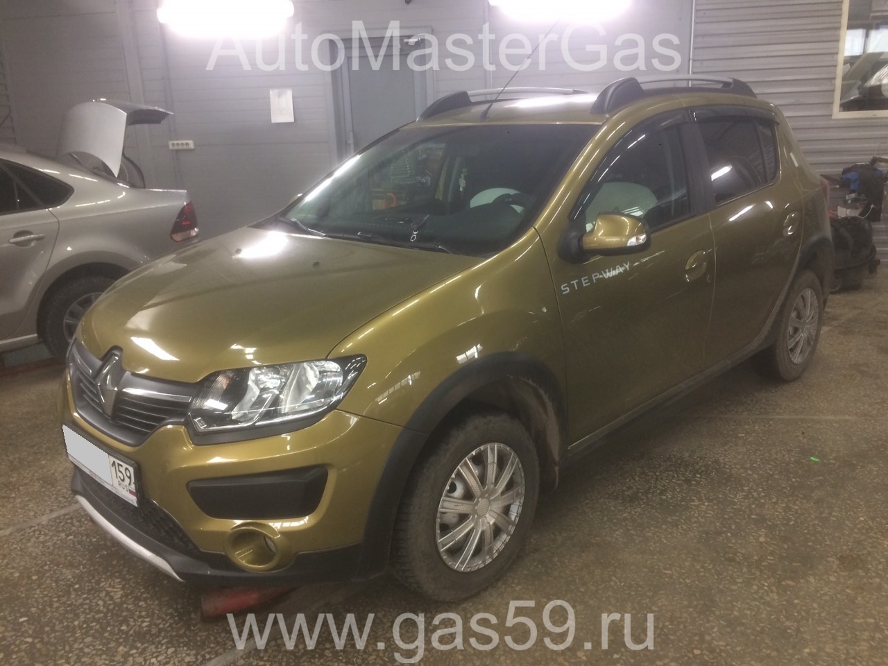 Установка ГБО на Renault Sandero 2016г., ГБО 4 поколения, пропан LANDIRENZO (Италия), двигатель 1.6л. 4 цилиндра