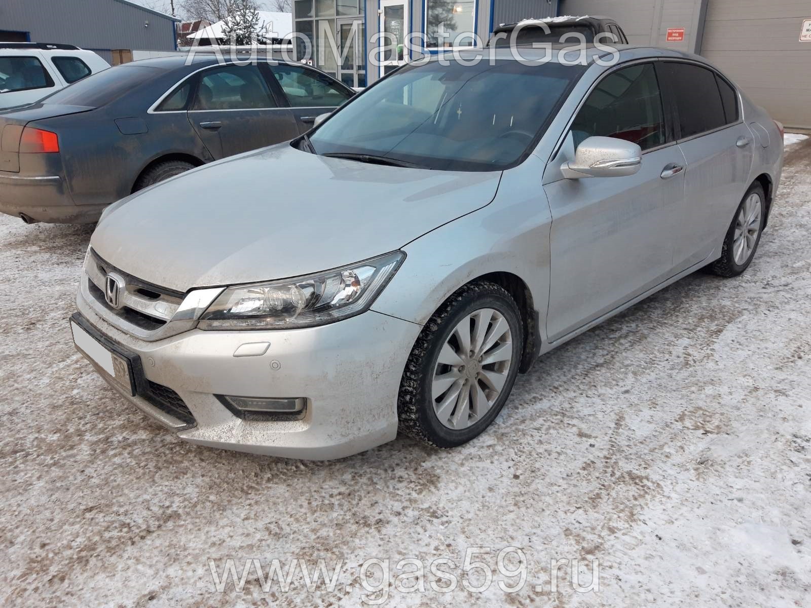 Установка ГБО на Honda Accord 2013г., ГБО 4 поколения, пропан LANDIRENZO (Италия), двигатель 2.3л. 4 цилиндра