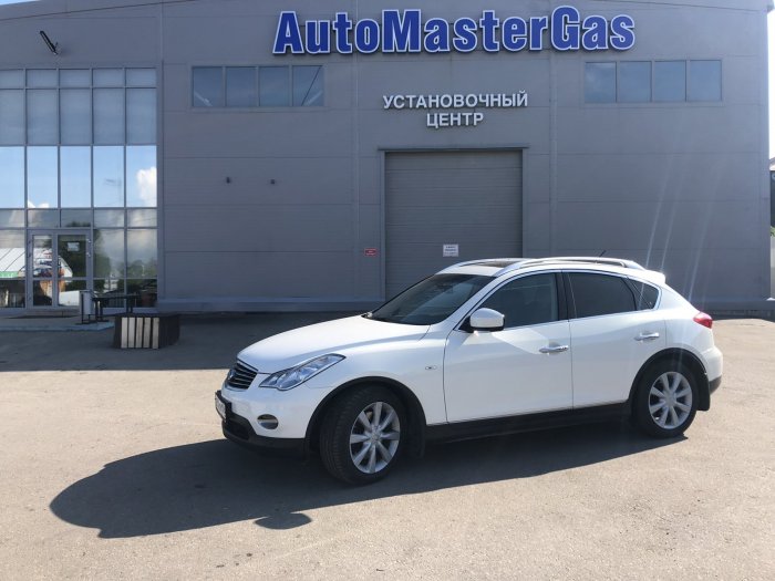 Установка ГБО на Infiniti EX35 2009г., ГБО 4 поколения, пропан LANDIRENZO (Италия), двигатель 3.5л. 6 цилиндров