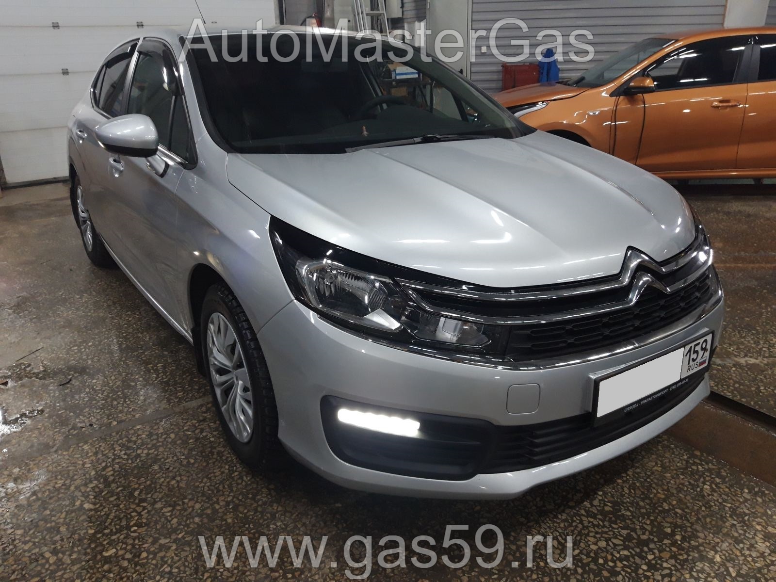 Установка ГБО на Citroen C4 2017г., ГБО 4 поколения, метан LANDIRENZO (Италия), двигатель 1.6л. 4 цилиндра