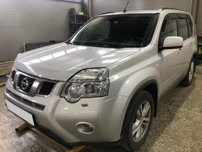 Установка ГБО на Nissan X-Trail 2013г., ГБО 4 поколения, пропан 4SAVE (Польша), двигатель 2.5 л. 4 цилиндра
