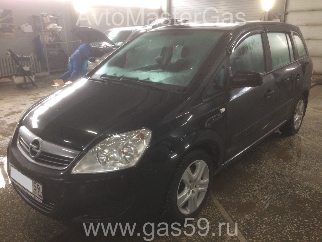 Установка ГБО на Opel Zafira 2010г., ГБО 4 поколения, пропан DIGITRONIC (Италия), двигатель 1.8л. 4 цилиндра