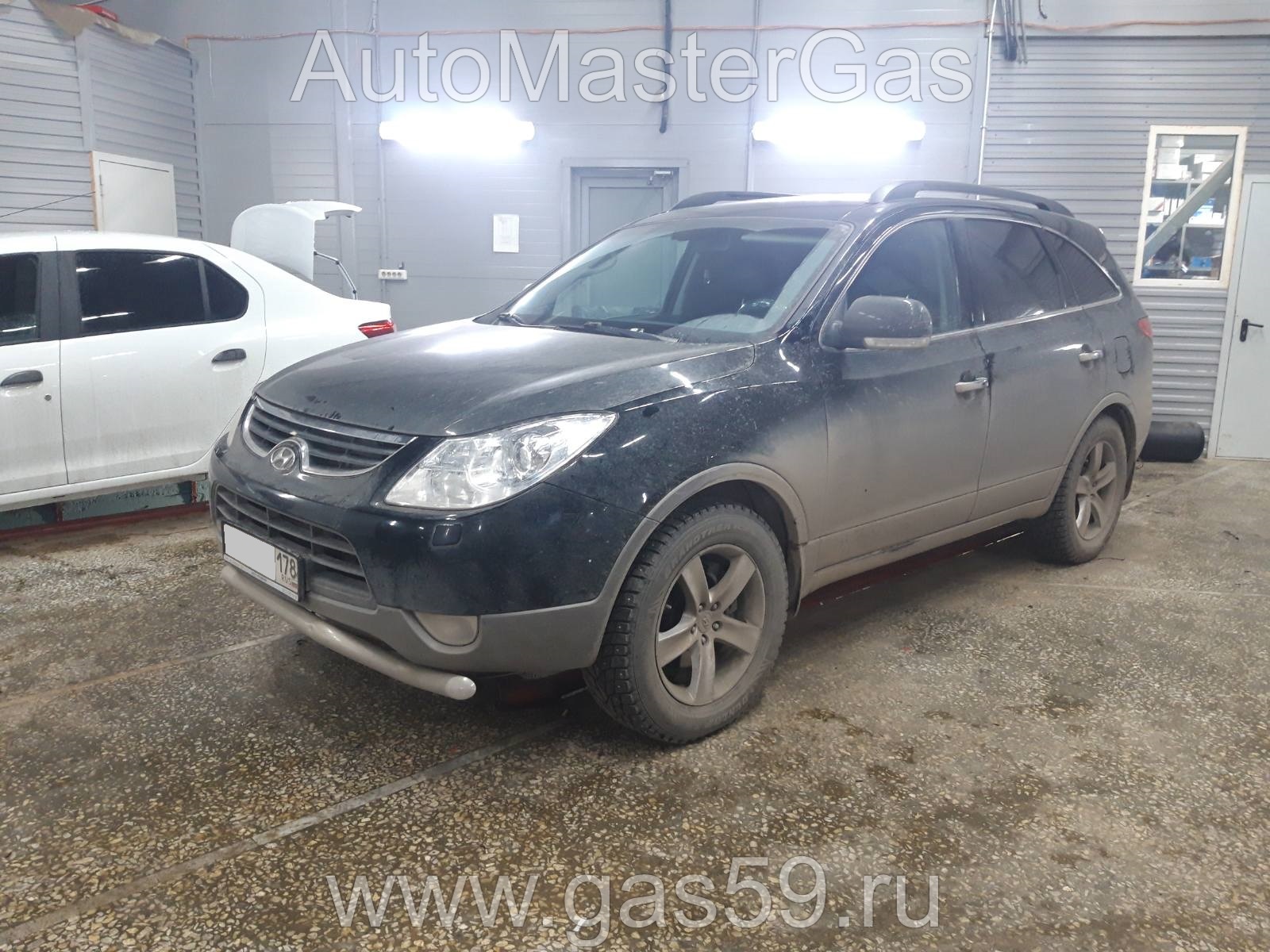 Установка ГБО на Hyundai ix55 2012г., ГБО 4 поколения, пропан LANDIRENZO (Италия), двигатель 3.8л. 6 цилиндров