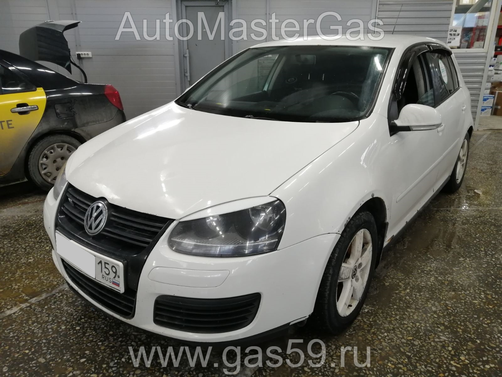 Установка ГБО на Volkswagen Golf 2007г., ГБО 4 поколения, метан LANDIRENZO (Италия), двигатель 1.6л. 4 цилиндра