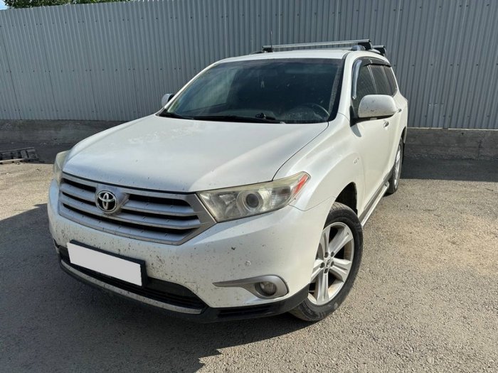 Установка ГБО на Toyota Highlander 2012 г., ГБО 4 поколения, пропан OMVL (Италия), двигатель 3.5 л. 6 цилиндров