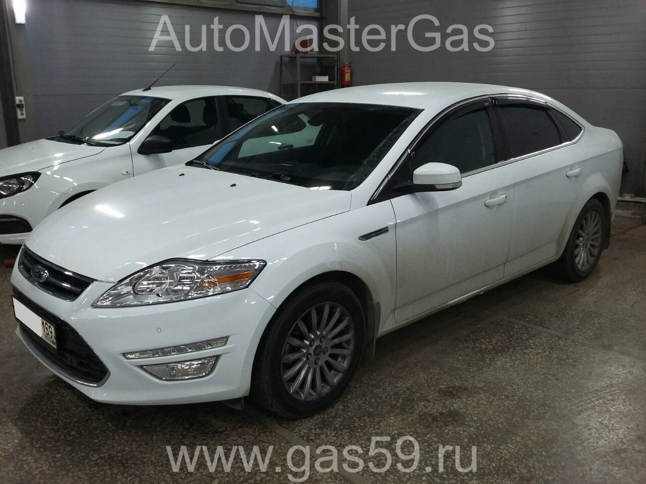 Установка ГБО на Ford Mondeo 2014г., ГБО 4 поколения, пропан LANDIRENZO (Италия), двигатель 2.0л. 4 цилиндра